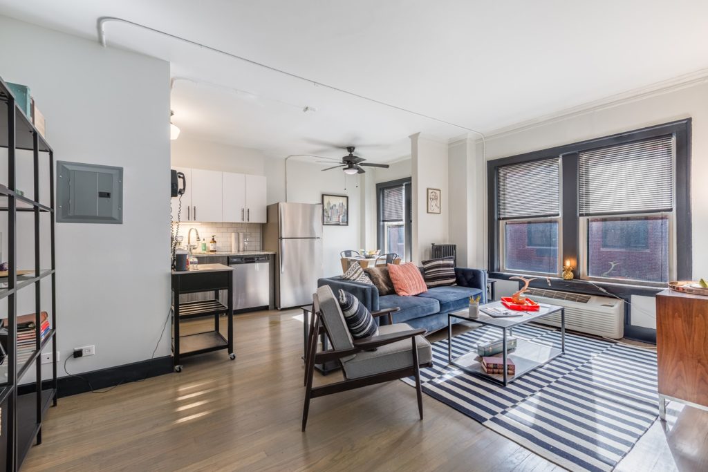 3F-Value-Add-Apartment-Renovation-After-5200-N-Sheridan-14