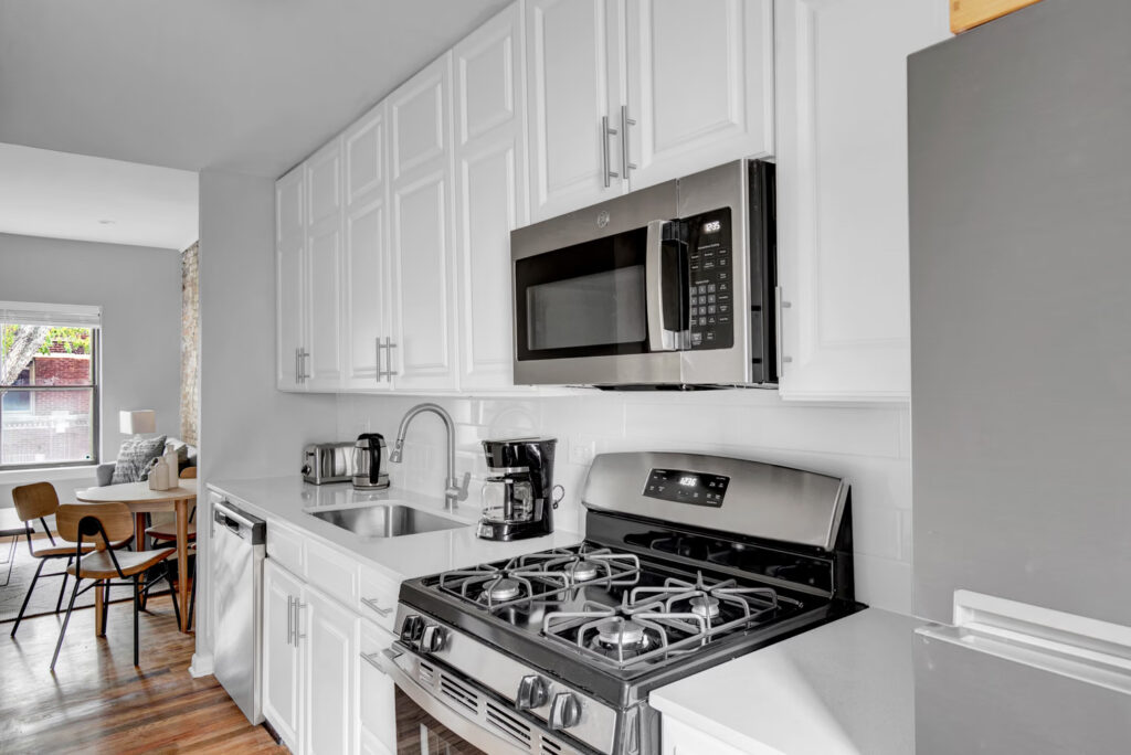 835 to 855 West Barry Chicago Il 20