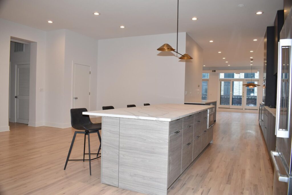 847_W_Monroe_penthouse_5_10