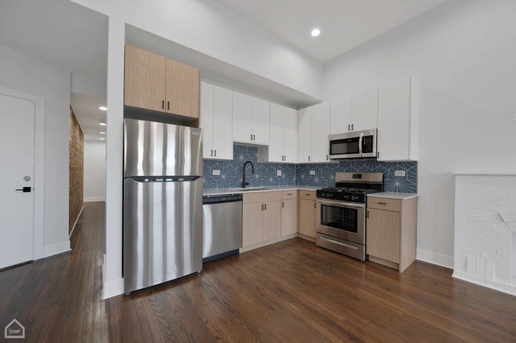 24-web-or-mls-2171 W Wilson Ave - Unit 3W_008