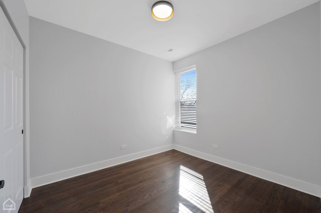 7-web-or-mls-2171 W Wilson Ave - Unit 3E_007